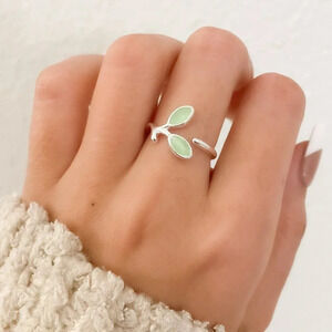 925 Sterling Silver Leaf Ring Green Stone Ring Leaf Ring Twig Ring Dainty Ring